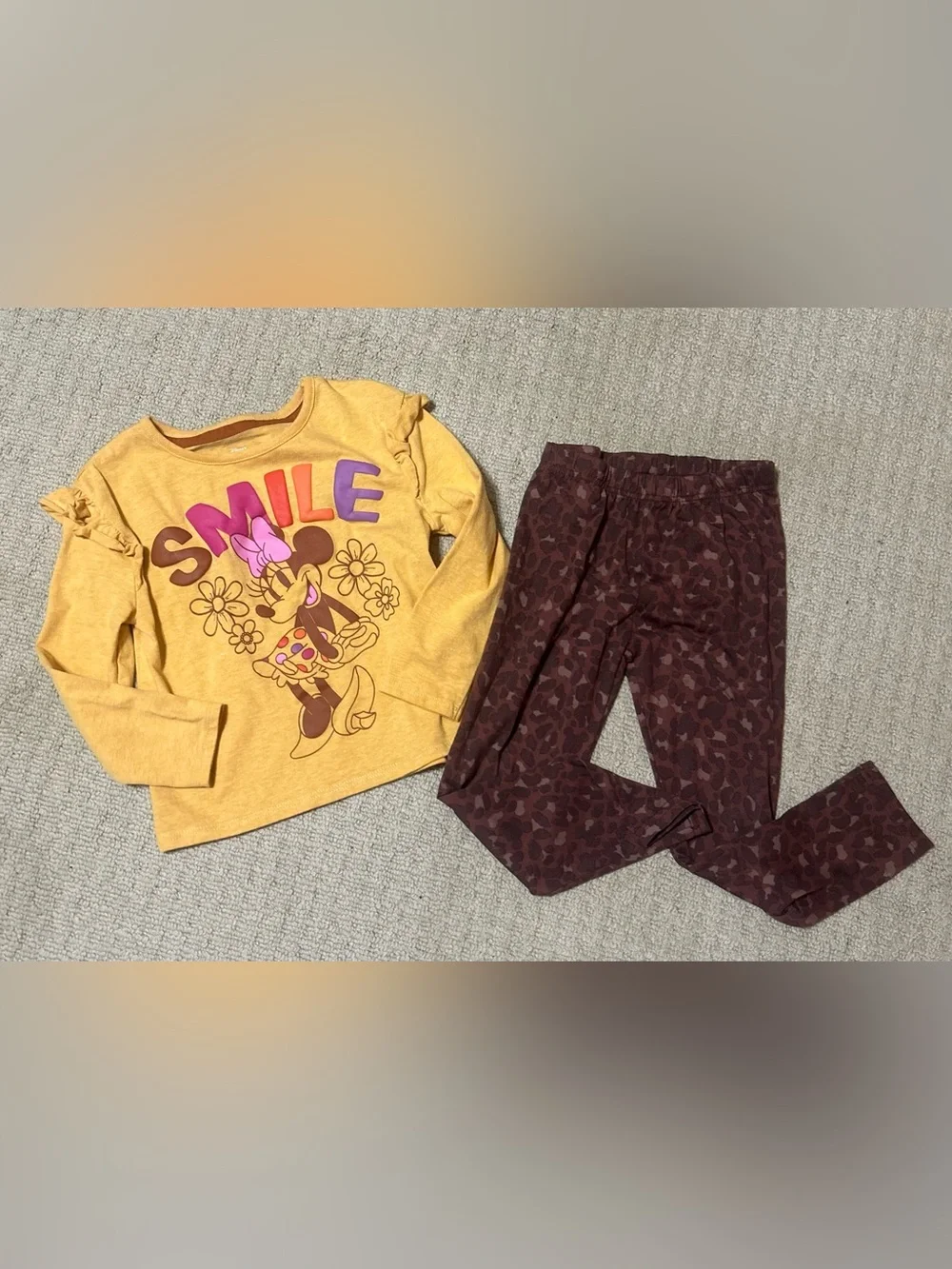 Disney Girls Yellow Minnie 'Smile' Pant Set with Brown Print Pants size 5 T
